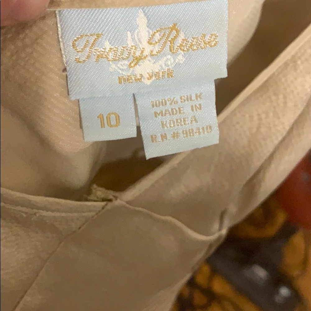 Beige Tank - Picture 3 of 4